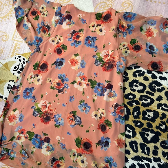 Floral Tunic - Picture 5 of 8